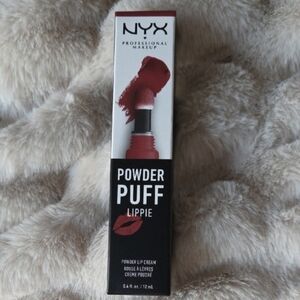 NWT NYX Professional Makeup Powder Puff Lippie in Pop Quiz (PPL06)